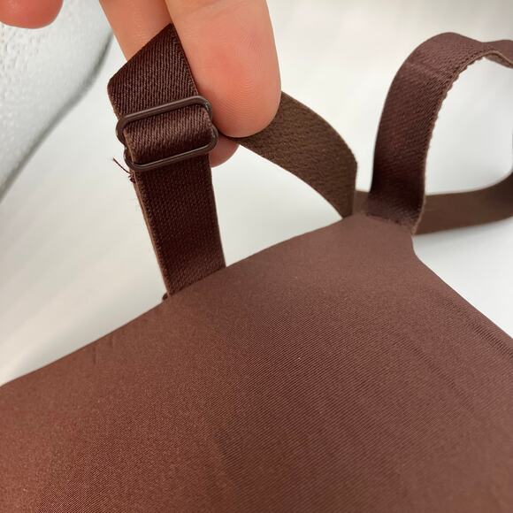 GapBody‎ 34DD Brown Everyday T-Shirt Bra Lightly Lined Underwire Adjustable New - Picture 4 of 7